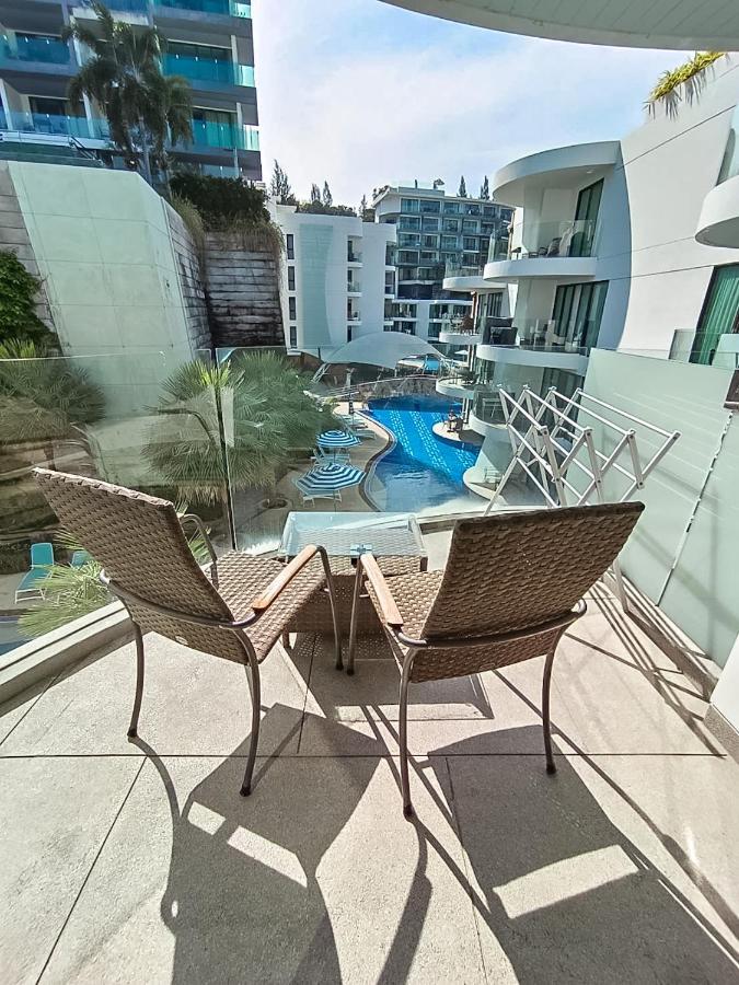 Deluxe Studio Pool View